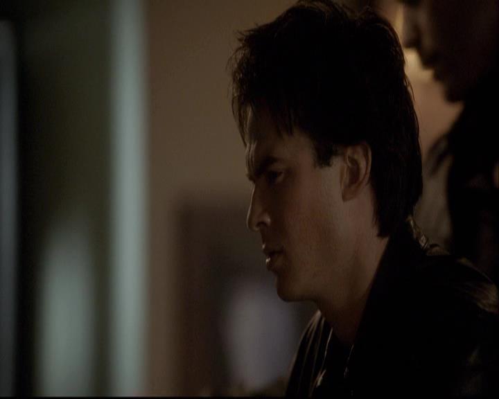 VampireDiariesWorld-dot-org_2x20TheLastDay0856.jpg