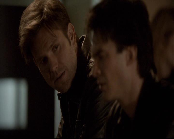 VampireDiariesWorld-dot-org_2x20TheLastDay0865.jpg