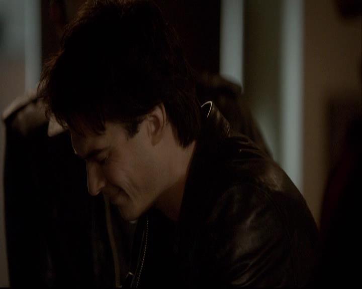 VampireDiariesWorld-dot-org_2x20TheLastDay0877.jpg