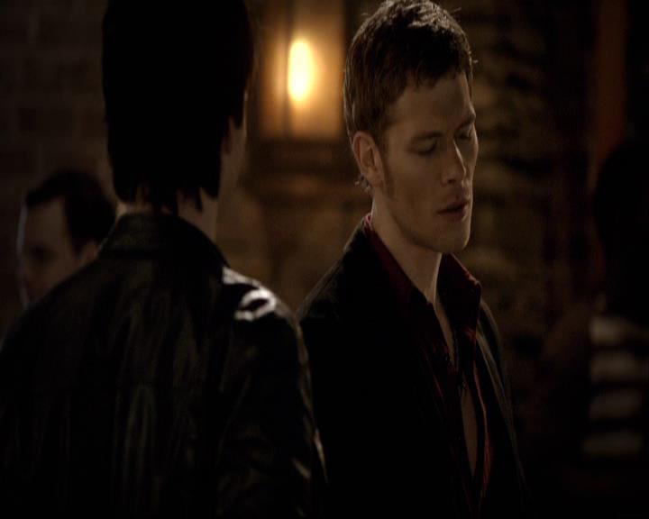 VampireDiariesWorld-dot-org_2x20TheLastDay0886.jpg