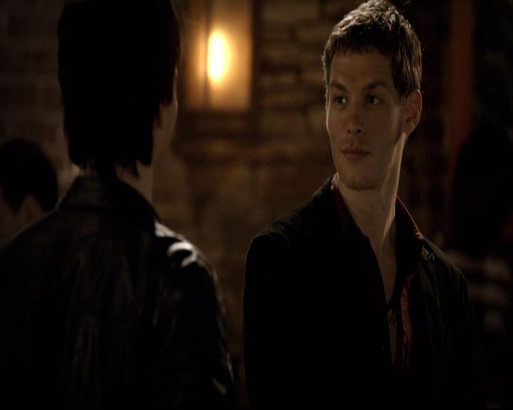 VampireDiariesWorld-dot-org_2x20TheLastDay0897.jpg