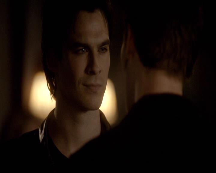 VampireDiariesWorld-dot-org_2x20TheLastDay0922.jpg