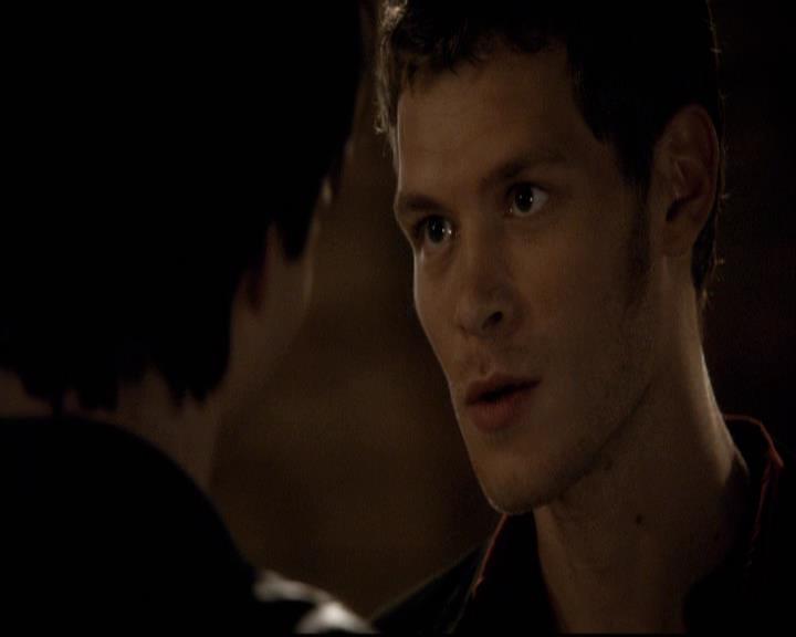 VampireDiariesWorld-dot-org_2x20TheLastDay0926.jpg