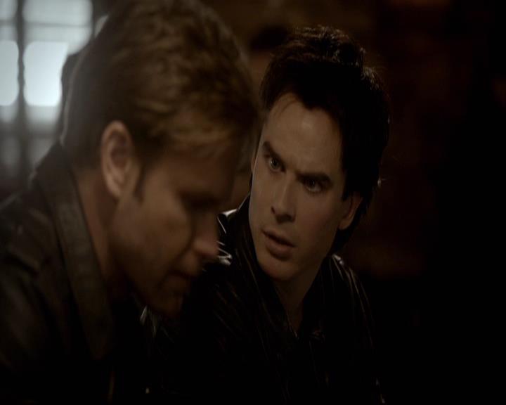 VampireDiariesWorld-dot-org_2x20TheLastDay0957.jpg