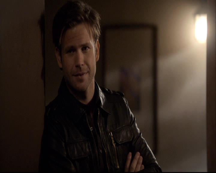 VampireDiariesWorld-dot-org_2x20TheLastDay1067.jpg