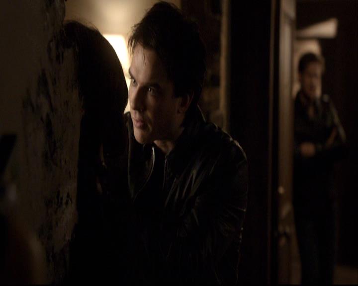 VampireDiariesWorld-dot-org_2x20TheLastDay1081.jpg