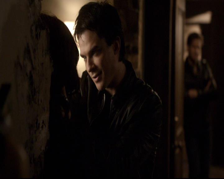 VampireDiariesWorld-dot-org_2x20TheLastDay1083.jpg