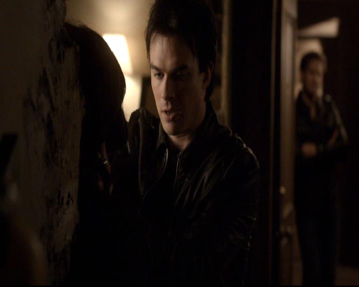 VampireDiariesWorld-dot-org_2x20TheLastDay1085.jpg