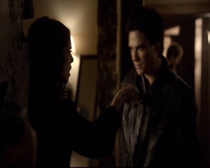 VampireDiariesWorld-dot-org_2x20TheLastDay1091.jpg