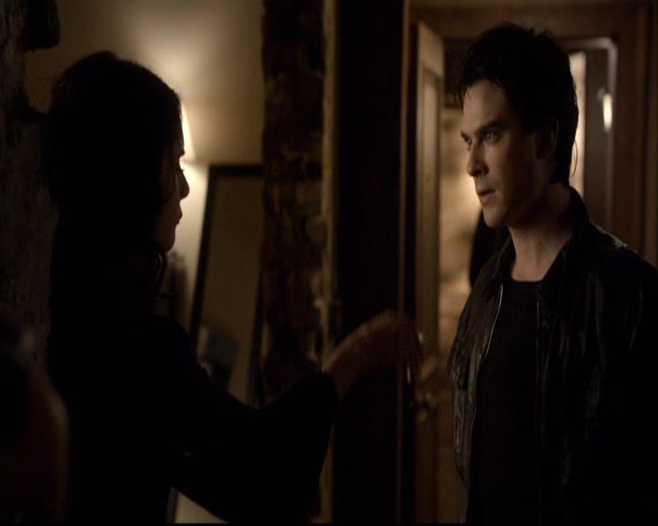 VampireDiariesWorld-dot-org_2x20TheLastDay1092.jpg