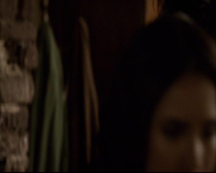 VampireDiariesWorld-dot-org_2x20TheLastDay1107.jpg