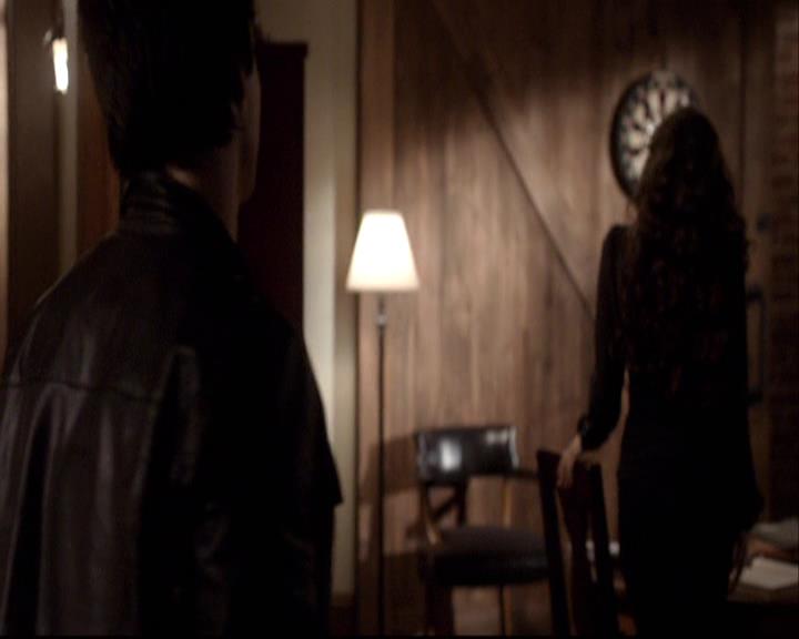 VampireDiariesWorld-dot-org_2x20TheLastDay1109.jpg