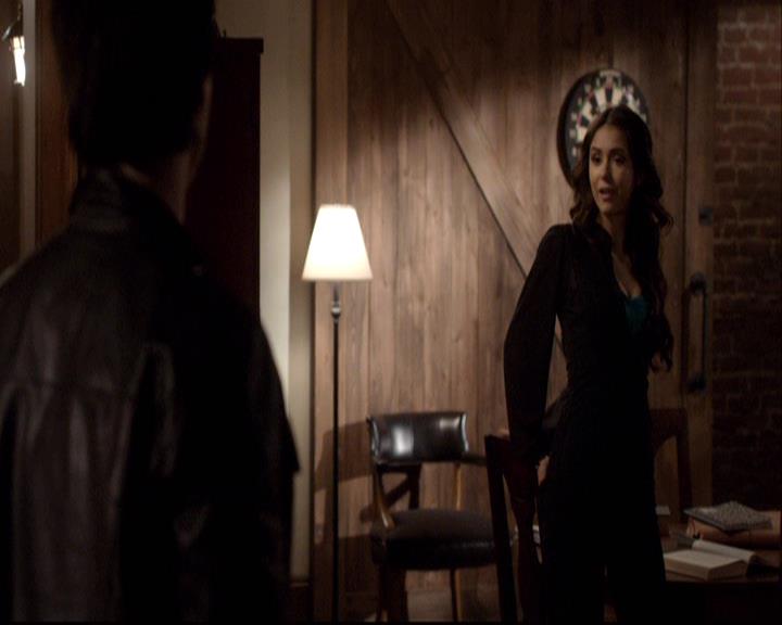 VampireDiariesWorld-dot-org_2x20TheLastDay1112.jpg