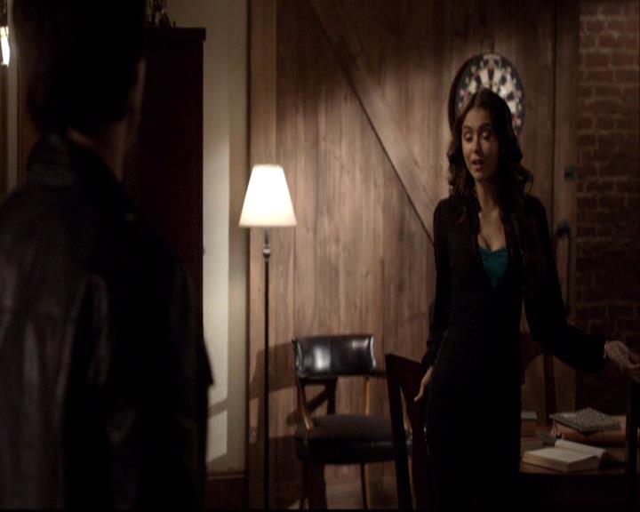 VampireDiariesWorld-dot-org_2x20TheLastDay1113.jpg