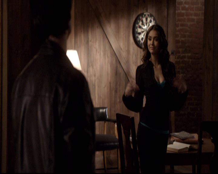 VampireDiariesWorld-dot-org_2x20TheLastDay1119.jpg