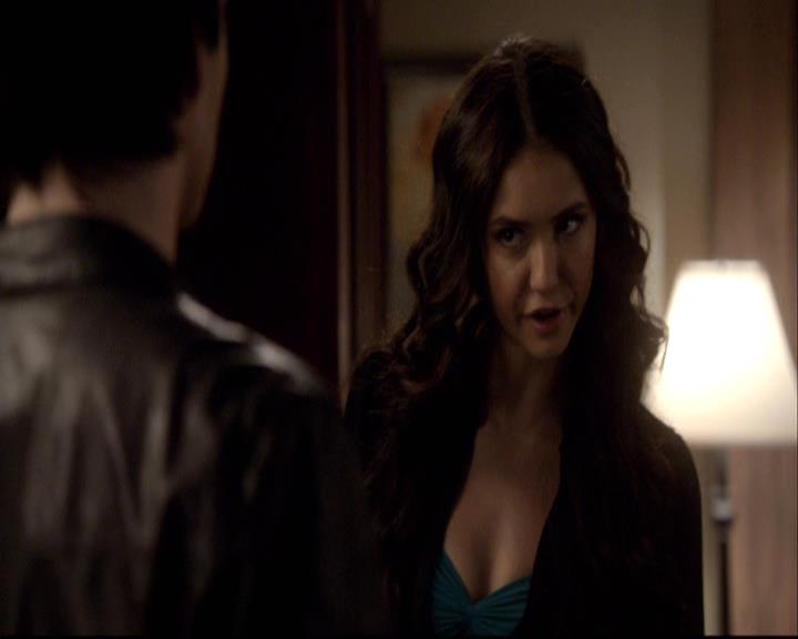 VampireDiariesWorld-dot-org_2x20TheLastDay1126.jpg