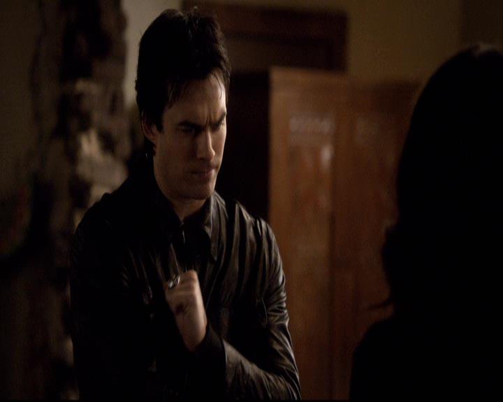 VampireDiariesWorld-dot-org_2x20TheLastDay1127.jpg