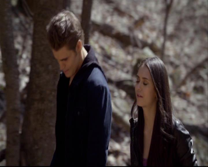 VampireDiariesWorld-dot-org_2x20TheLastDay1206.jpg