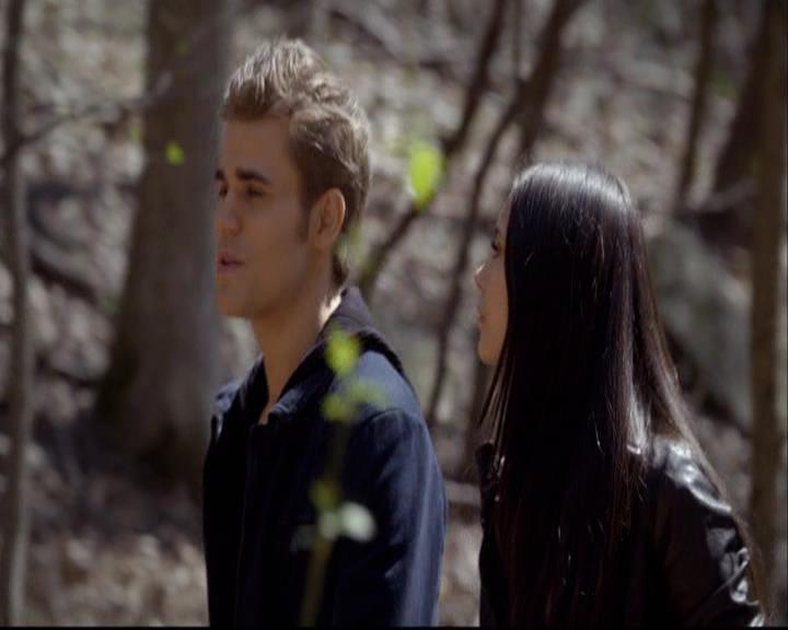 VampireDiariesWorld-dot-org_2x20TheLastDay1211.jpg