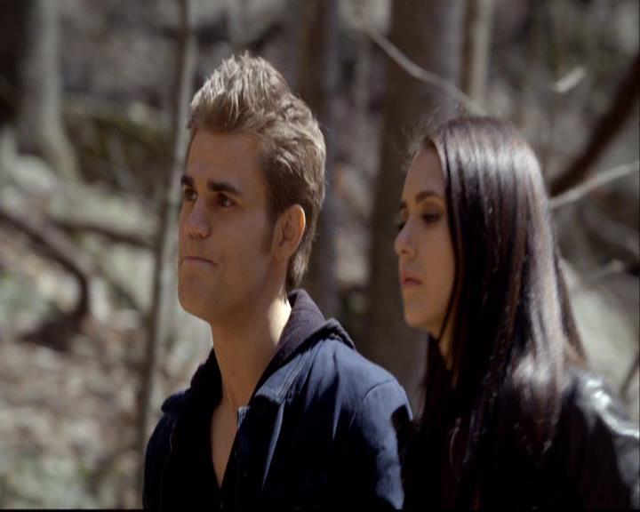 VampireDiariesWorld-dot-org_2x20TheLastDay1215.jpg