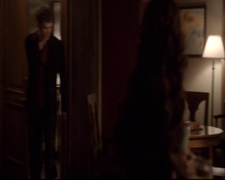 VampireDiariesWorld-dot-org_2x20TheLastDay1289.jpg