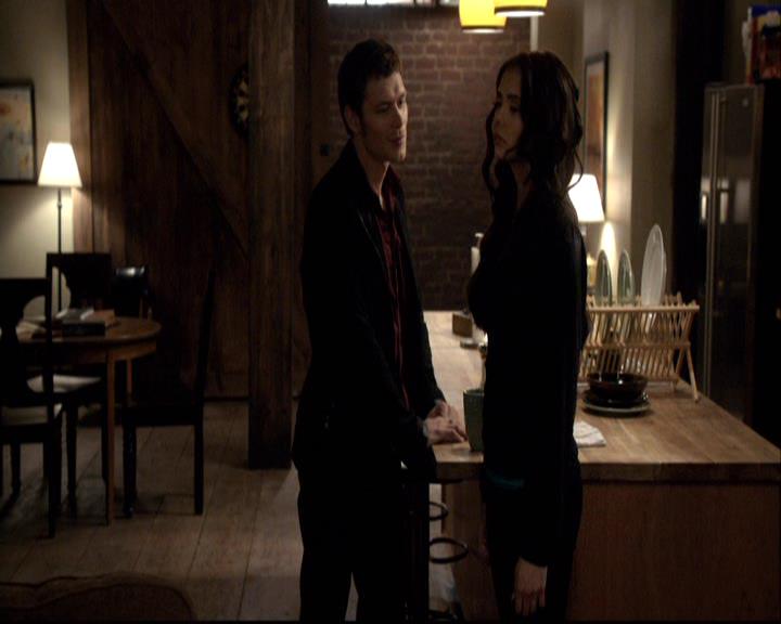 VampireDiariesWorld-dot-org_2x20TheLastDay1342.jpg