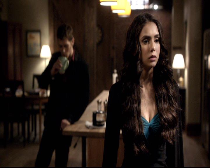 VampireDiariesWorld-dot-org_2x20TheLastDay1347.jpg