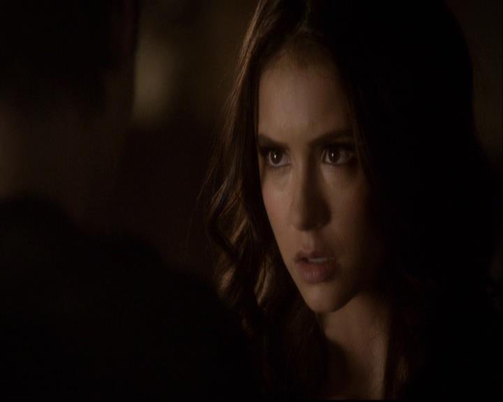 VampireDiariesWorld-dot-org_2x20TheLastDay2270.jpg