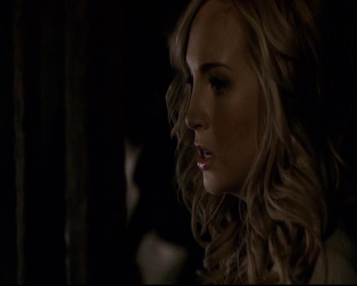 VampireDiariesWorld-dot-org_2x21TheSunAlsoRises0031.jpg