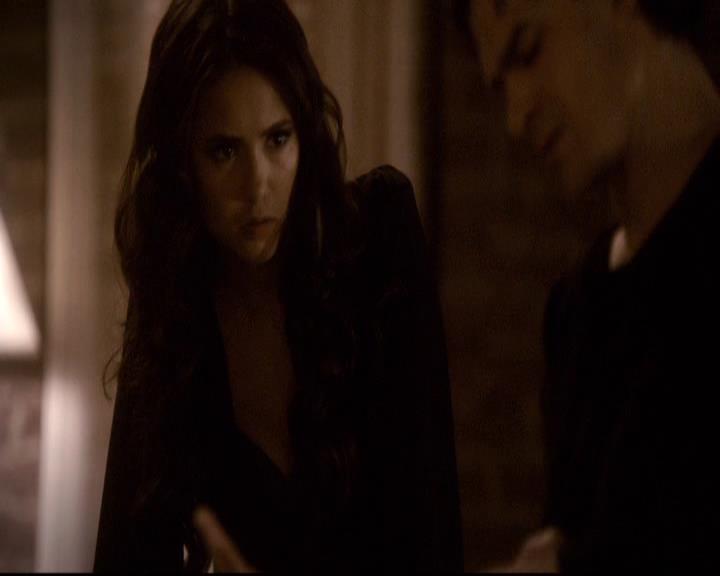 VampireDiariesWorld-dot-org_2x21TheSunAlsoRises0049.jpg