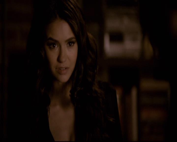 VampireDiariesWorld-dot-org_2x21TheSunAlsoRises0060.jpg