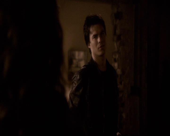 VampireDiariesWorld-dot-org_2x21TheSunAlsoRises0062.jpg