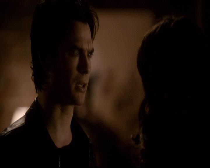 VampireDiariesWorld-dot-org_2x21TheSunAlsoRises0068.jpg