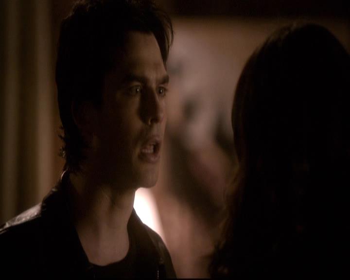 VampireDiariesWorld-dot-org_2x21TheSunAlsoRises0082.jpg