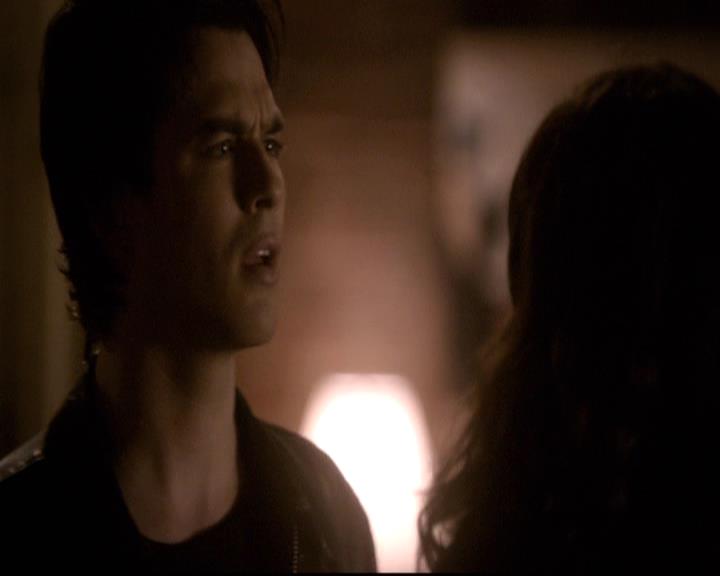 VampireDiariesWorld-dot-org_2x21TheSunAlsoRises0085.jpg