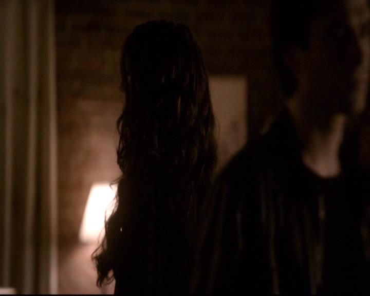 VampireDiariesWorld-dot-org_2x21TheSunAlsoRises0094.jpg