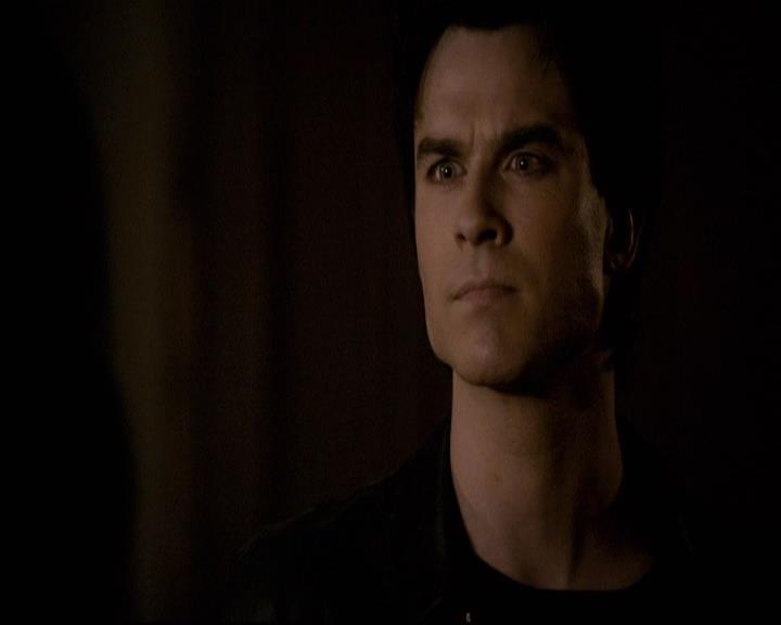 VampireDiariesWorld-dot-org_2x21TheSunAlsoRises0103.jpg