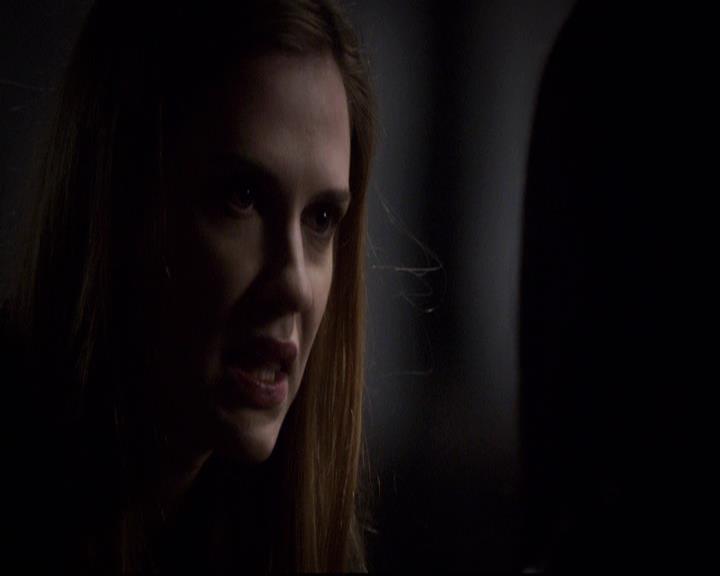 VampireDiariesWorld-dot-org_2x21TheSunAlsoRises0145.jpg