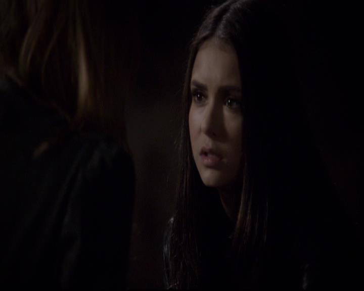 VampireDiariesWorld-dot-org_2x21TheSunAlsoRises0146.jpg