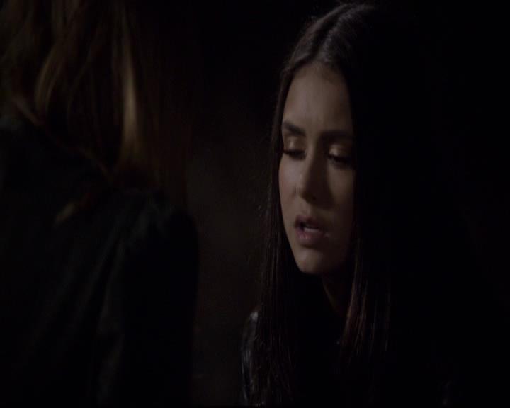 VampireDiariesWorld-dot-org_2x21TheSunAlsoRises0147.jpg