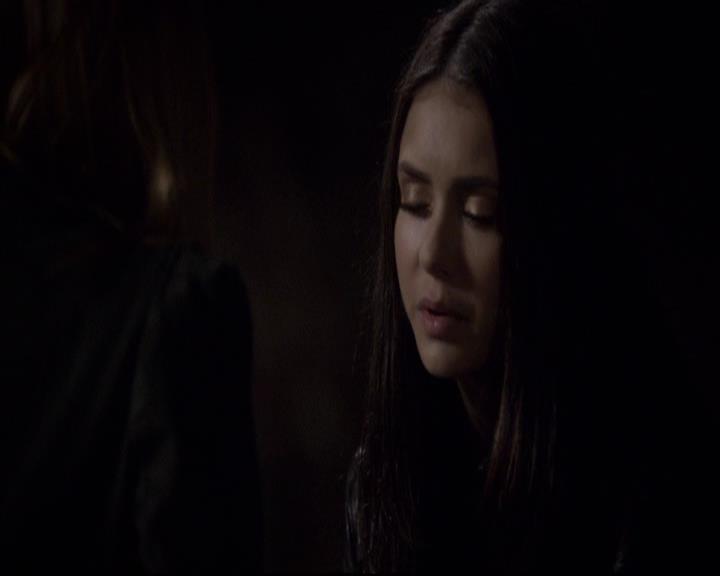 VampireDiariesWorld-dot-org_2x21TheSunAlsoRises0148.jpg