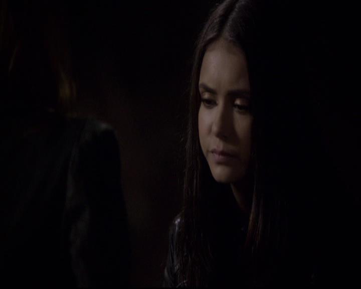 VampireDiariesWorld-dot-org_2x21TheSunAlsoRises0149.jpg