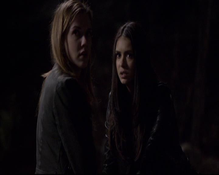 VampireDiariesWorld-dot-org_2x21TheSunAlsoRises0172.jpg