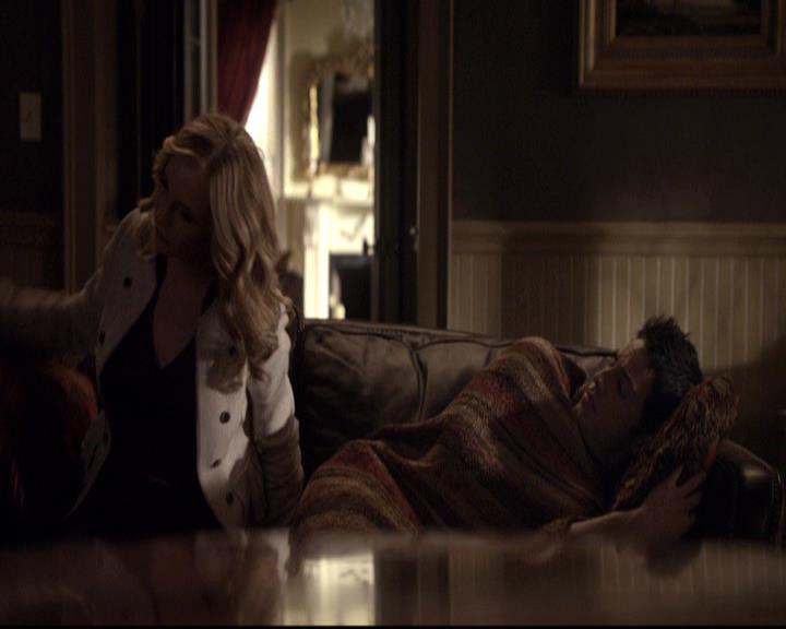 VampireDiariesWorld-dot-org_2x21TheSunAlsoRises1827.jpg