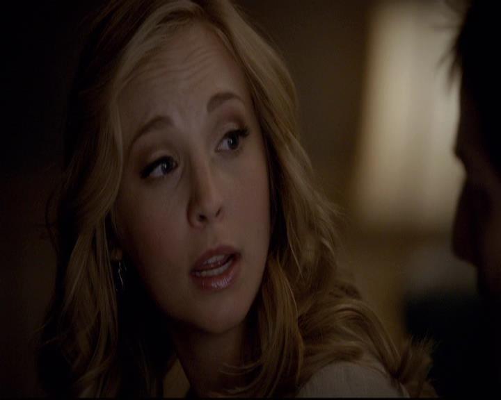 VampireDiariesWorld-dot-org_2x21TheSunAlsoRises1892.jpg