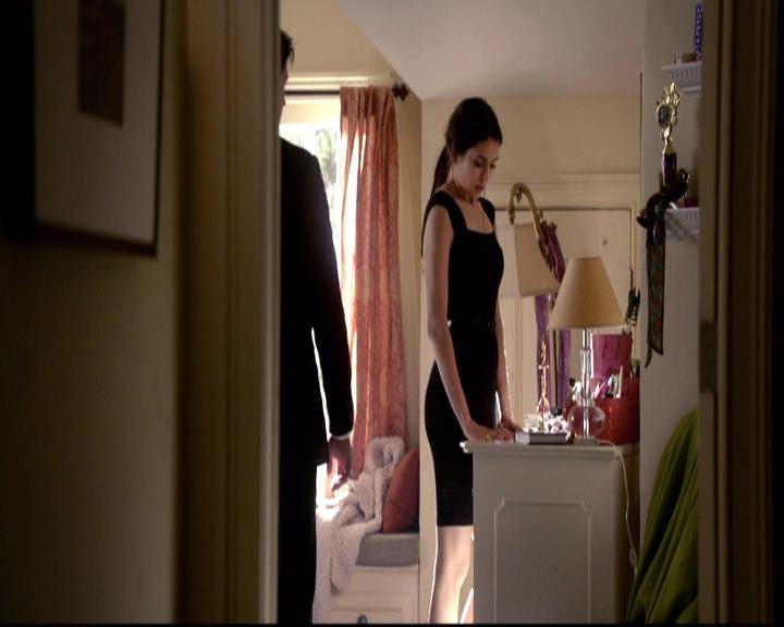 VampireDiariesWorld-dot-org_2x21TheSunAlsoRises1969.jpg