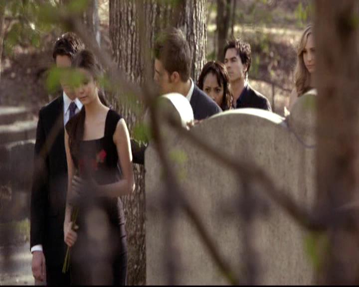 VampireDiariesWorld-dot-org_2x21TheSunAlsoRises2079.jpg