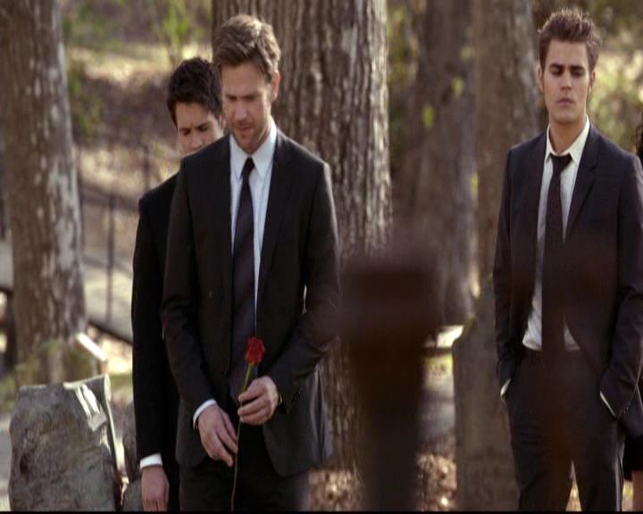 VampireDiariesWorld-dot-org_2x21TheSunAlsoRises2143.jpg