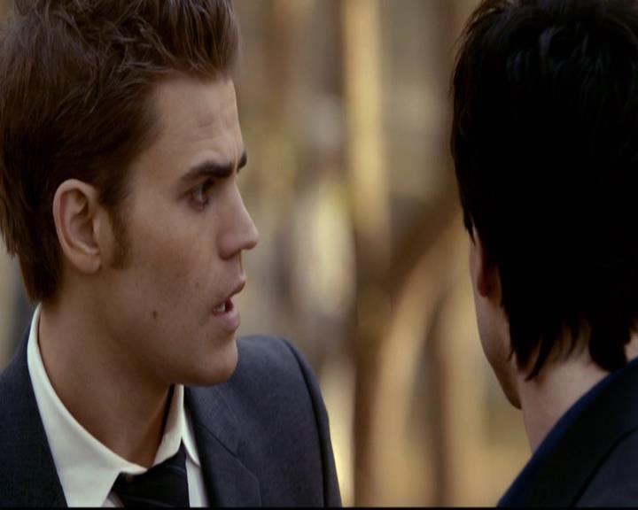 VampireDiariesWorld-dot-org_2x21TheSunAlsoRises2223.jpg