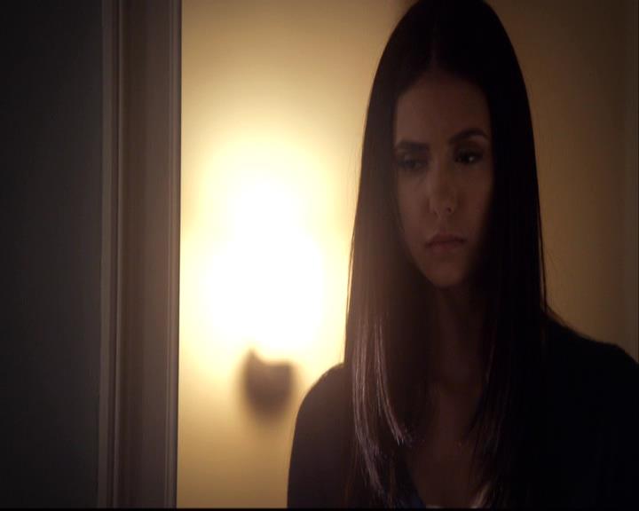 VampireDiariesWorld-dot-org_2x22AsILayDying0028.jpg